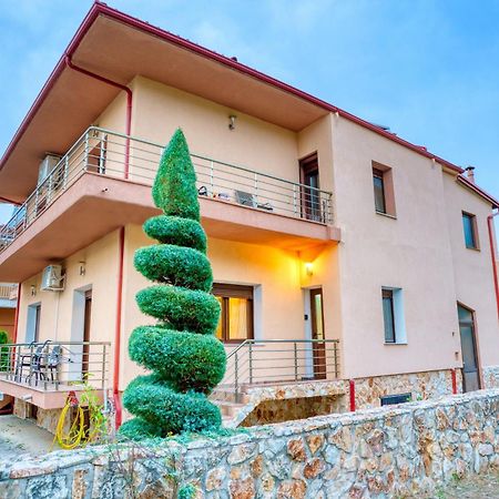 Four Lakes Luxury Suites Amyntaio Esterno foto